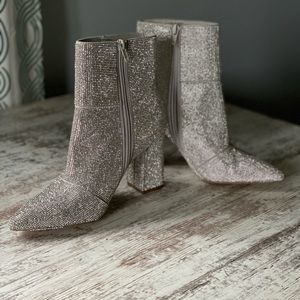 Never been worn Madden girl Sparkle booties